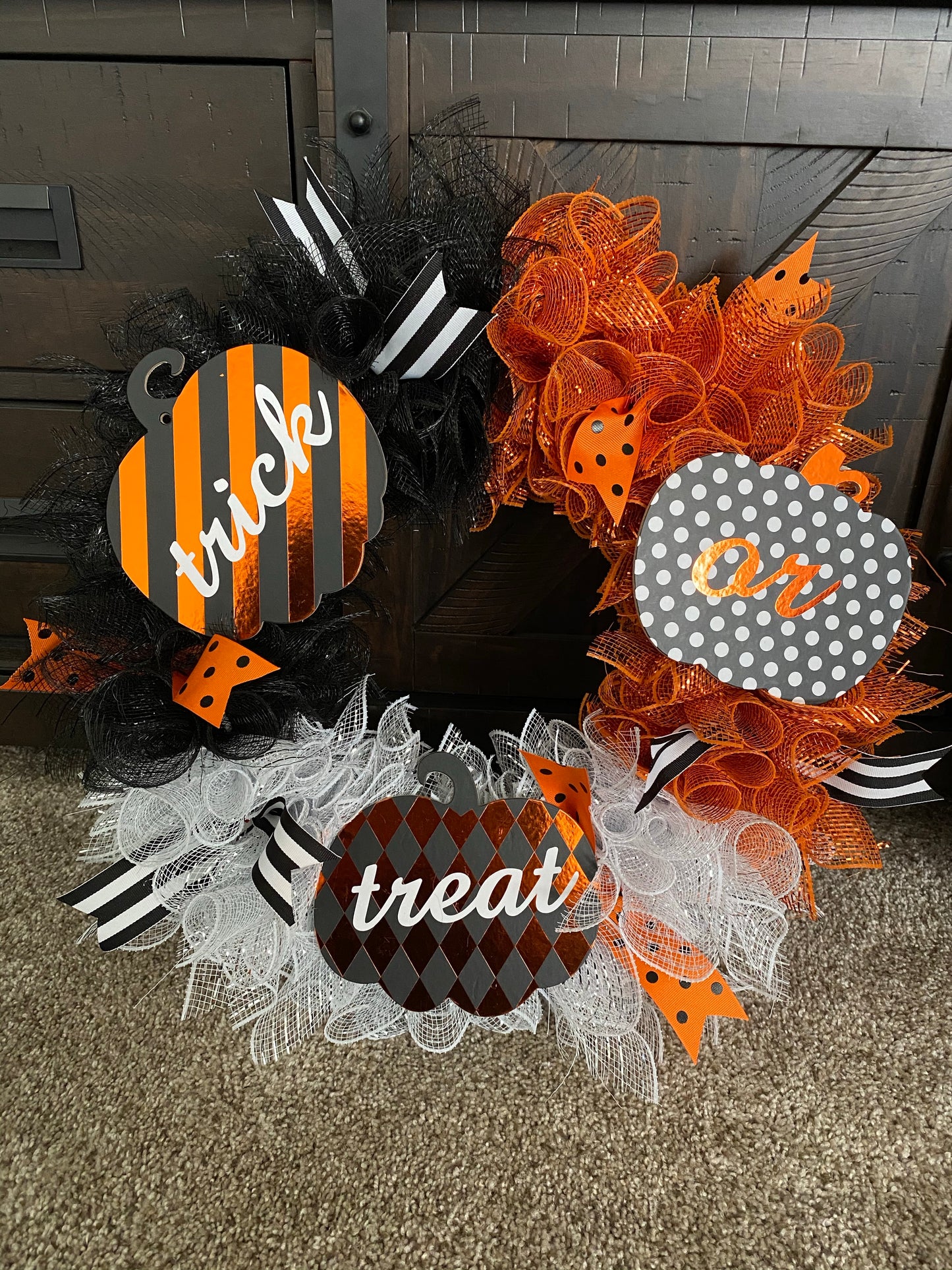 Trick or Treat Halloween Wreath